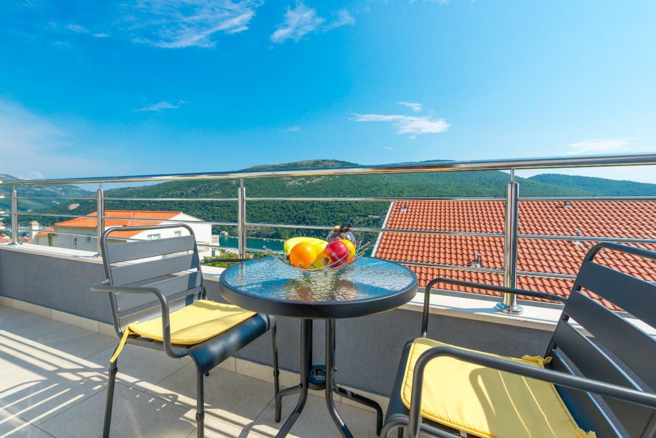 Guesthouse Pezo Mokošica Εξωτερικό φωτογραφία